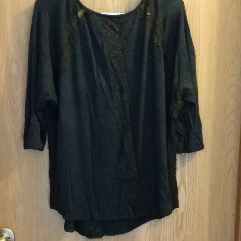 Dressy top - Picture 4 of 5